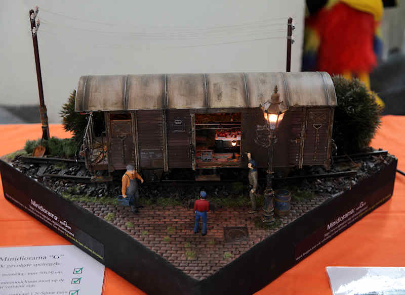 Diorama.jpg